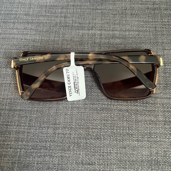 NWT VINCE CAMUTO SUNGLASSES EYEWEAR ACCESSORY - Picture 11 of 14